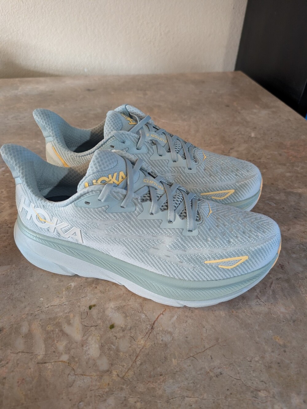 Hoka One One Clifton 9 Cloud Blue 112789 Running Cushioned Shoes Women Size 10.5